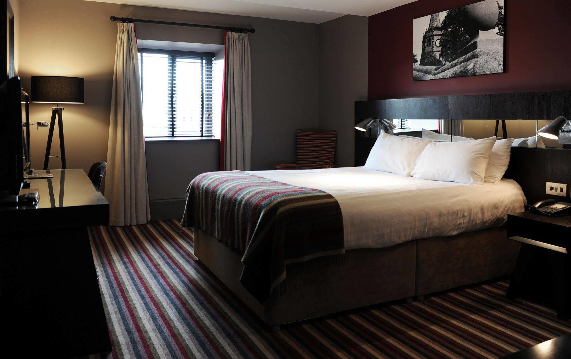 Hotel Village Wirral