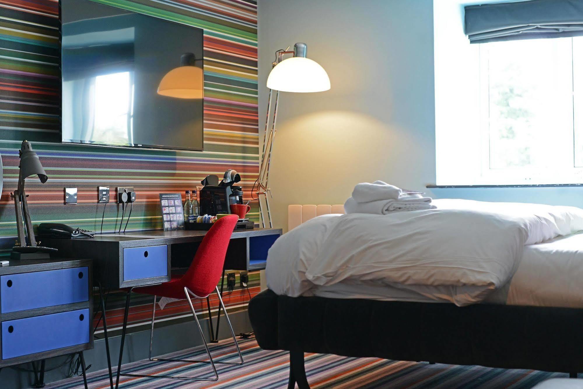Hotel Village Wirral