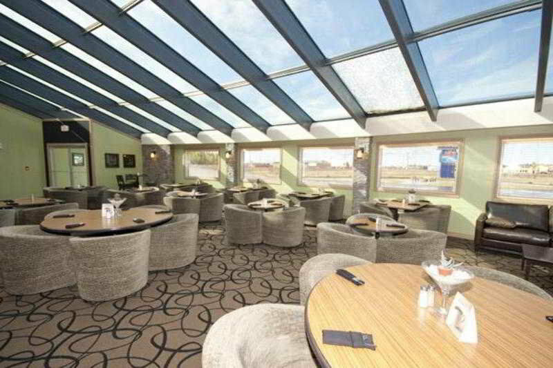 Village Wirral Hotel 3*